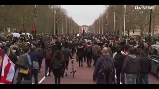 Watch Alex Jones Warn You About The New World Order Decades Ago in These Films