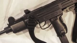 Watch Alex Jones Warn You About The New World Order Decades Ago in These Films