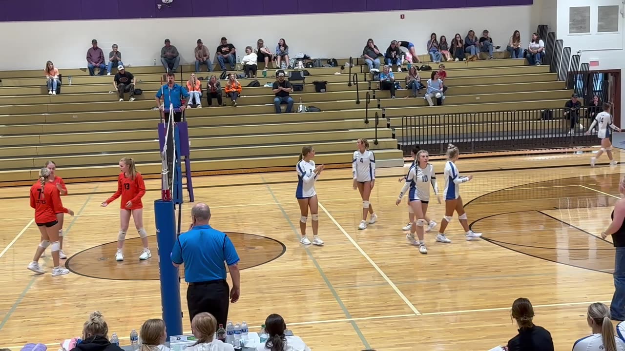 2025-09-27 bf tourn last game 2nd set