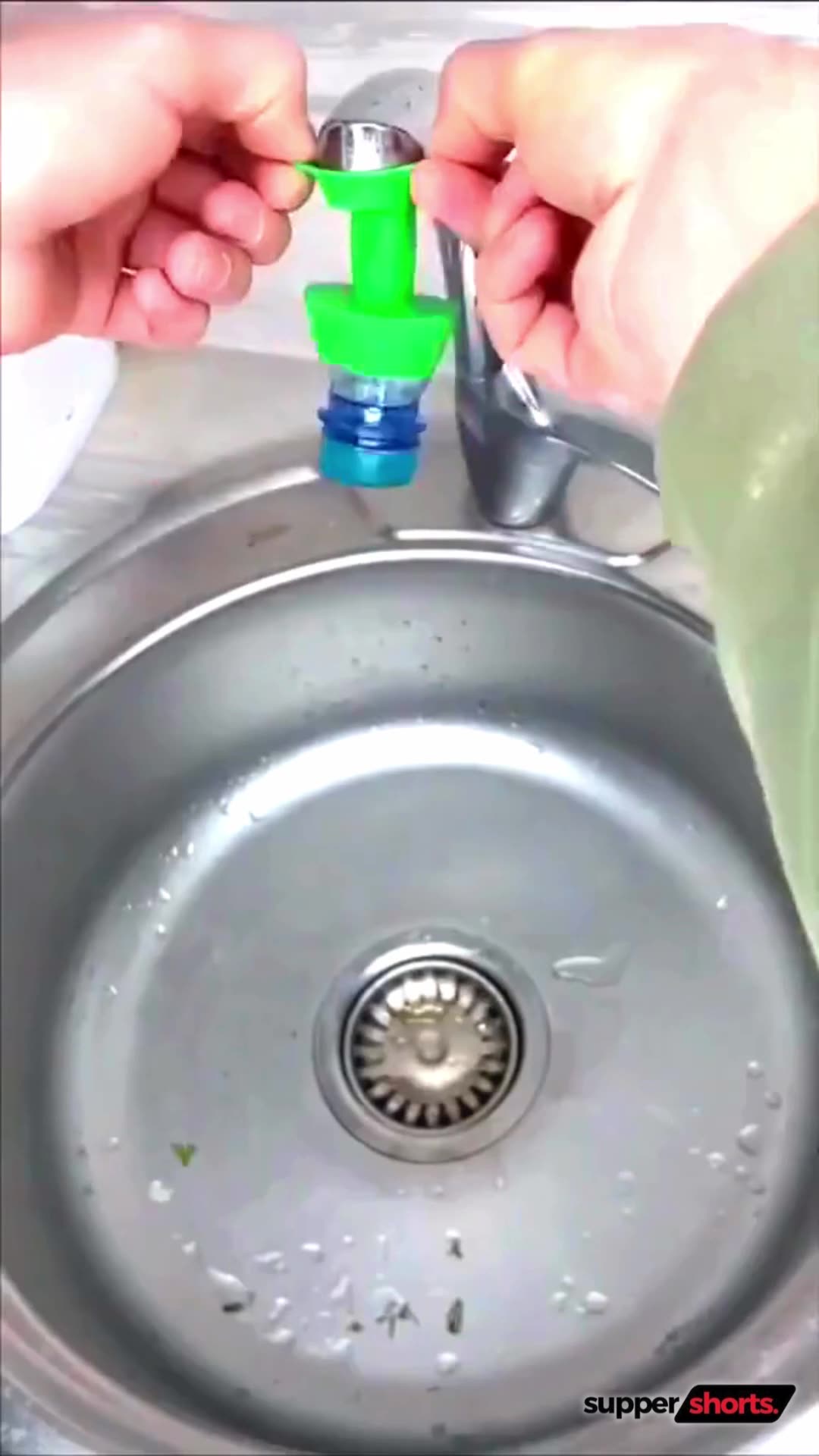 Brilliant DIY Hacks with Glass & Plastic Bottles! ♻️ Genius Recycling ...