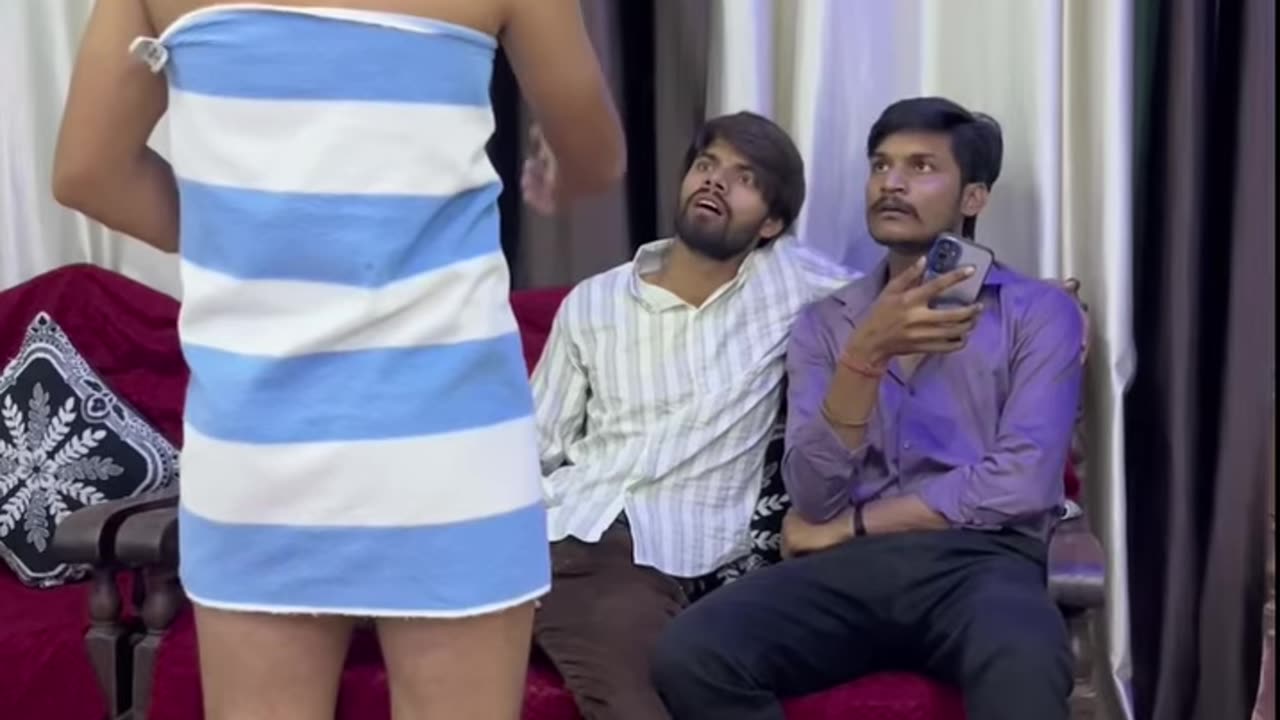 Mera lip balm uthana😂