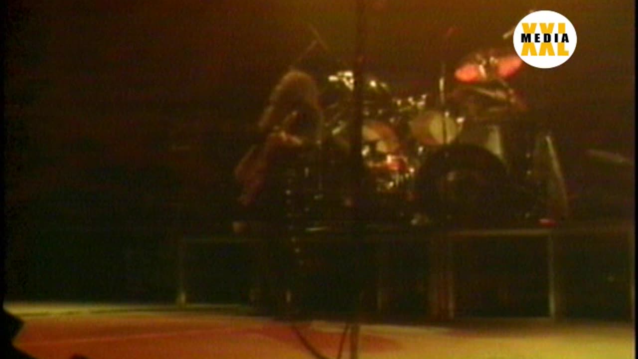 Motörhead- Grind Ya Down (Live in Toronto, Canada 1982)