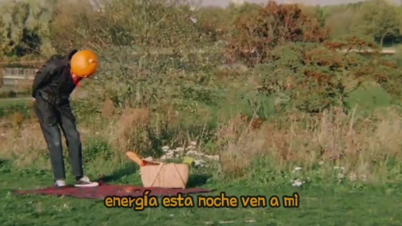 Hallowitch-Astrid