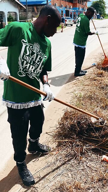 Sori a blakaman nanga ingi a pasi sang de moes waka ,nanga fa foe abi wang kring verstang