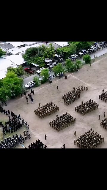 Salvador Deploys 2K Military & 1K Police After Gang Members Spotted