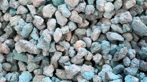 20251020-06 Natural Sterling Turquoise Barrel Beads 3D Flowing Light