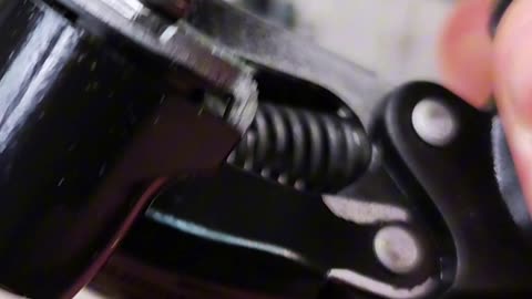 How to remove rust from your bicycle derailleur