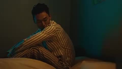 Marshmello x Jonas Brothers – Leave Before You Love Me (Official music Video)