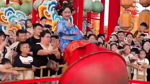 The "Chinese roly poly dance"