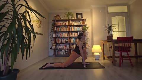Başlangıç Seviye Yoga ｜ 20 Dakika