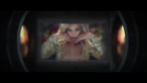 Coldplay-Hymn-For-The-Weekend-Official-V_Music Video