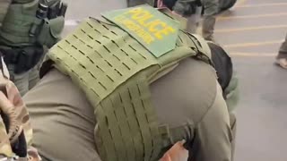 Leftists are demanding the firing of these federal agents for bringing an obese