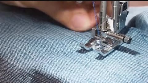 Stranové podávání stroje Brother NV 1800