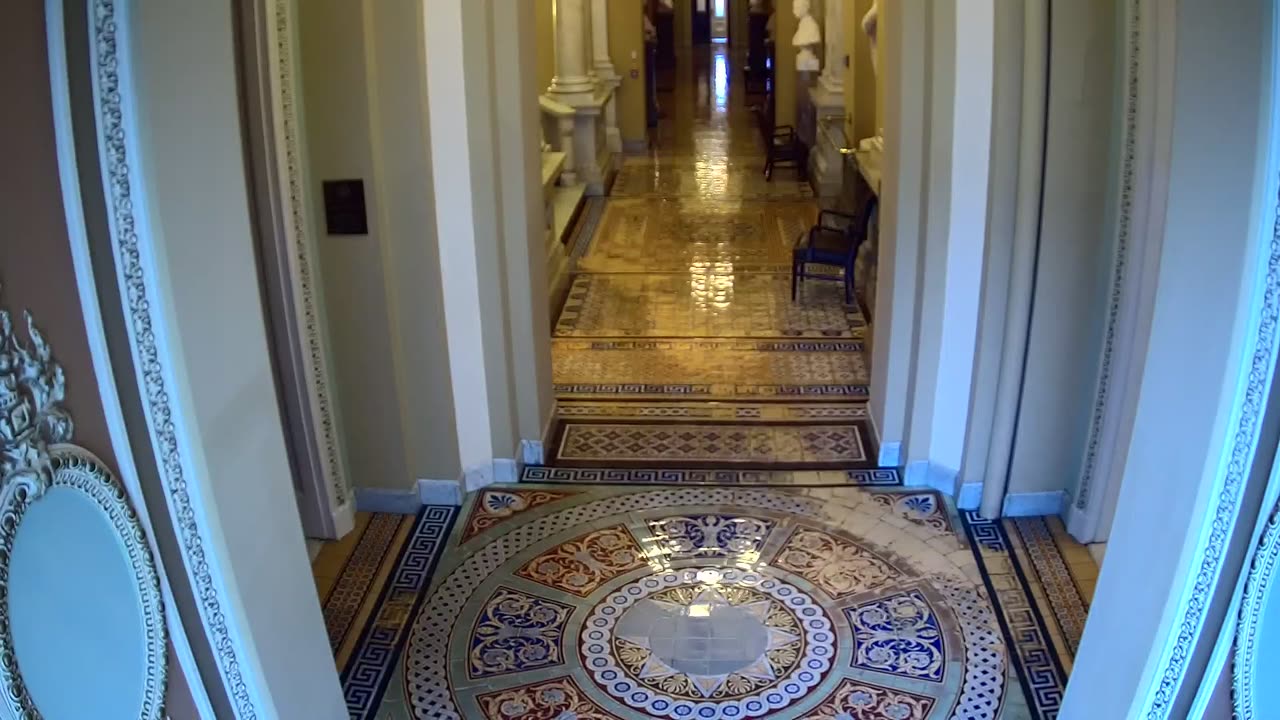 0205USCS02WestStairsnearS221_2021-01-06_15h40min01s843ms.mp4