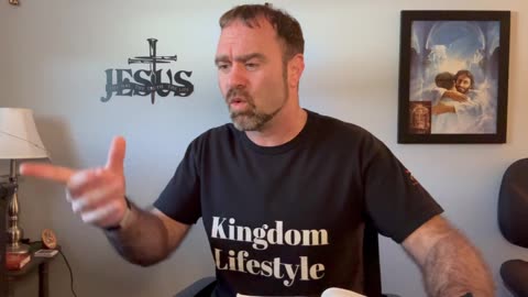 Jesus multiplies food for the second time through His prayers of thanksgiving.