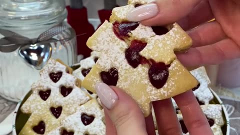 LINZER COOKIES🎄🍪 (traditional Christmas cookies)
