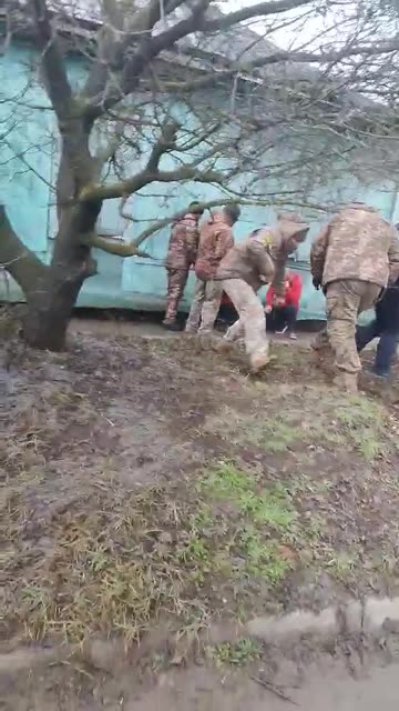 SMELLS THAT VICTORY. UKRAINIAN VOLUNTEERS