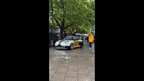 "New Cars 2025 – The Future Is Here!"