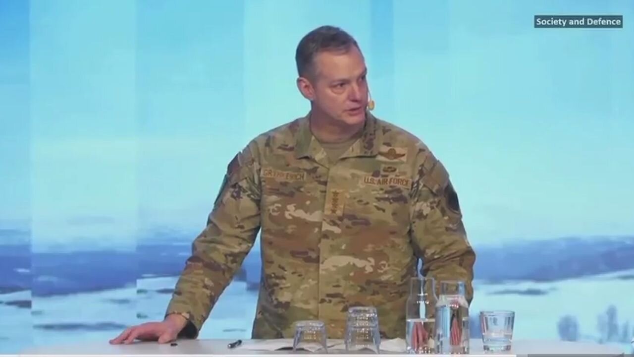 Nejvyšší velitel spojeneckých sil NATO v Evropě podpořil Trumpa v otázce Grónska a Arktidy!