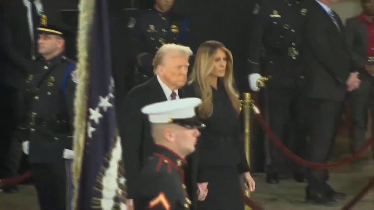 Trump and First Lady Melania pay their respects to President Jimmy Carter