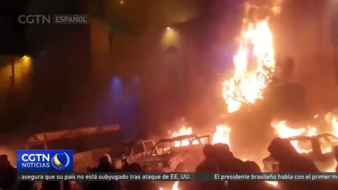 El líder supremo de Irán, Ali Khamenei, llama a la unidad y arremete contra EE. UU.