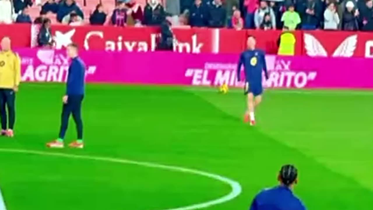 🔥 LA MAGIA DEL CAPITÁN DEL BARÇA: RAPHINHA DESLUMBRA EN EL CALENTAMIENTO 🎩🪄