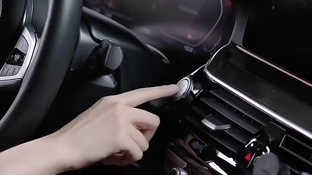 Car Jump Starter Power Bank 2000A 10000mAh Car Battery Charge