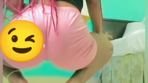 Shaking & Twerking My little Azz.