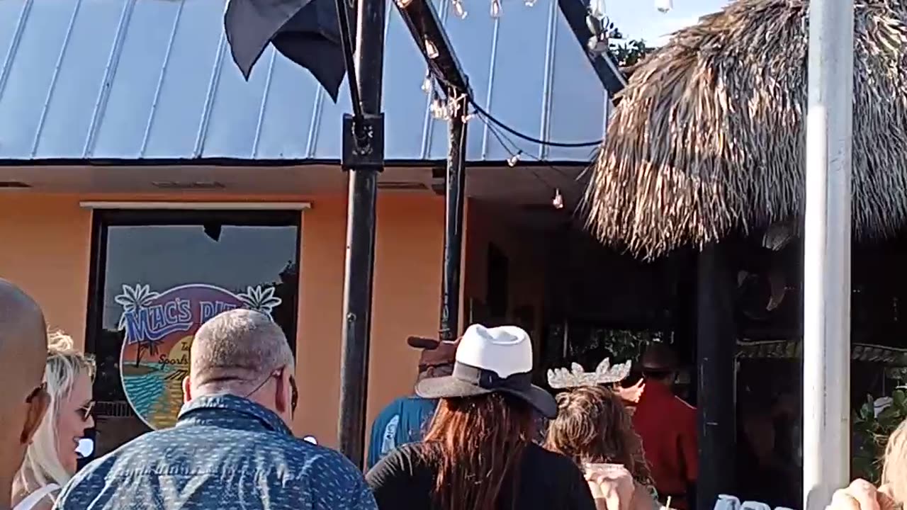 Sling shot me David. Wwoof wwoof