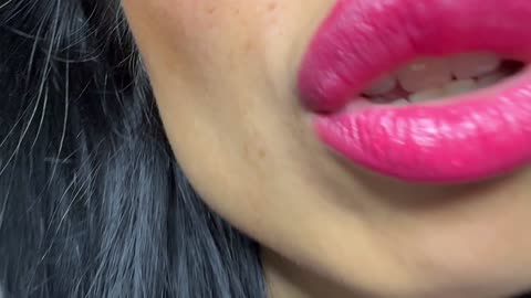ASMR COUNT DOWN KISSES 😚