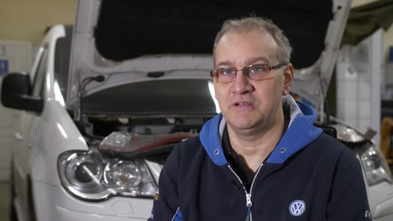 Köztünk élnek - Az autószerelő