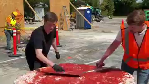 Make a Pizza 🍕 Yummy 🤤 #mrbeast