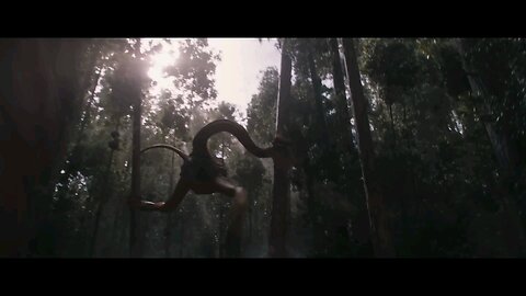 Predator__Badlands___Final_Trailer___Experience_It_In_IMAX®(1080p)