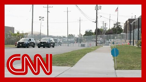 After judge’s ruling, National Guard troops absent outside Chicago area ICE facility