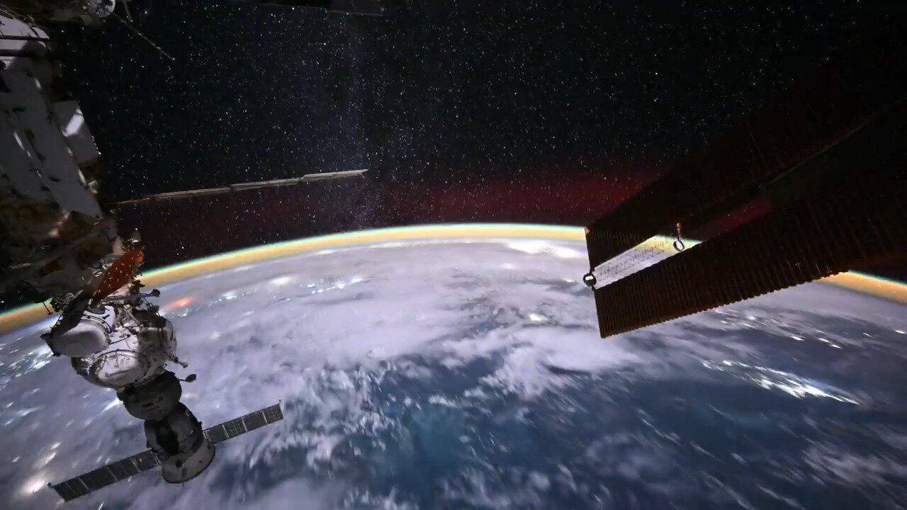 Time Lapse Video: November 13th Solar Particle Event That Resulted In Beautiful Blankets Of Aurora