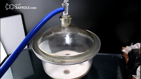 Vacuum Desiccator