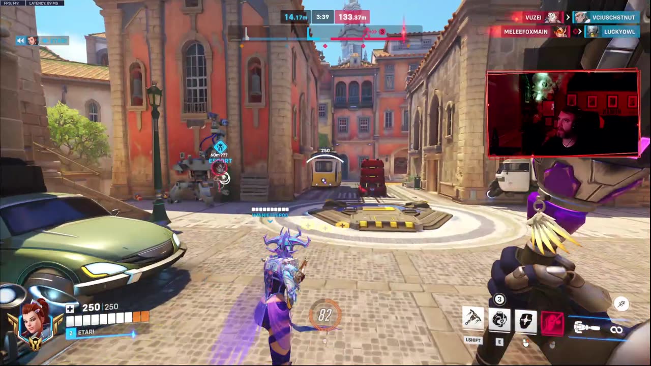 Getting Carried in OW2 - Gold All Roles - Live Stream