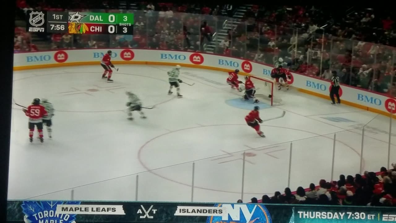 DAL vs CHI - Blackhawks Lead 1-0