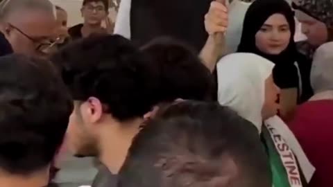 Pro-Palestine boricuas and Zohran Mamdani in Puerto Rico.