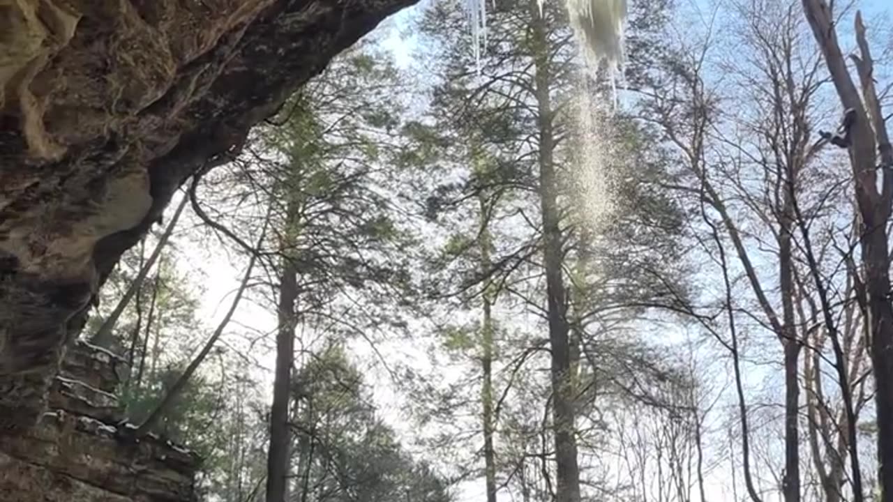 Ash Cave Hocking Hills State Park #hockinghills