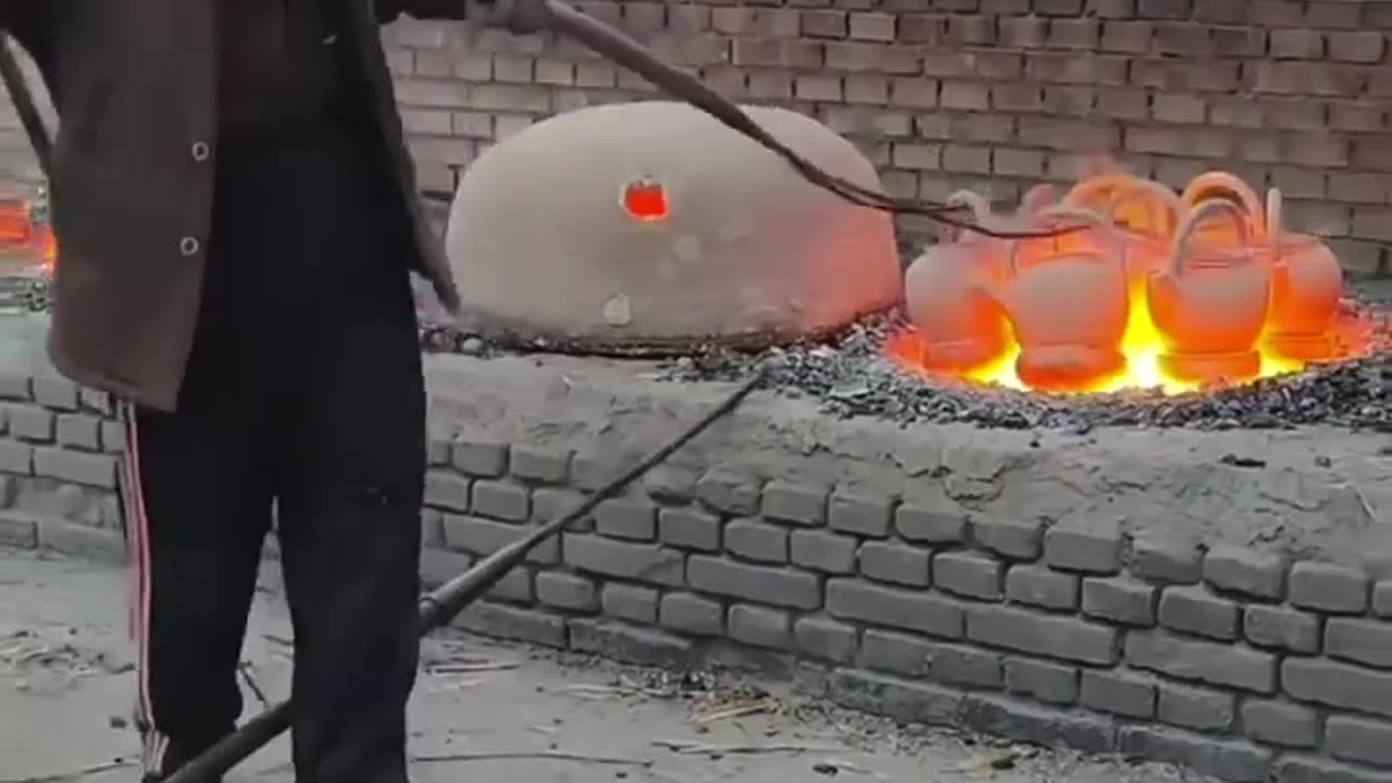 🤯🎨 Watch This Magic Mug Change Color When You Pour In Hot Liquid! | FeedMyCuriosity