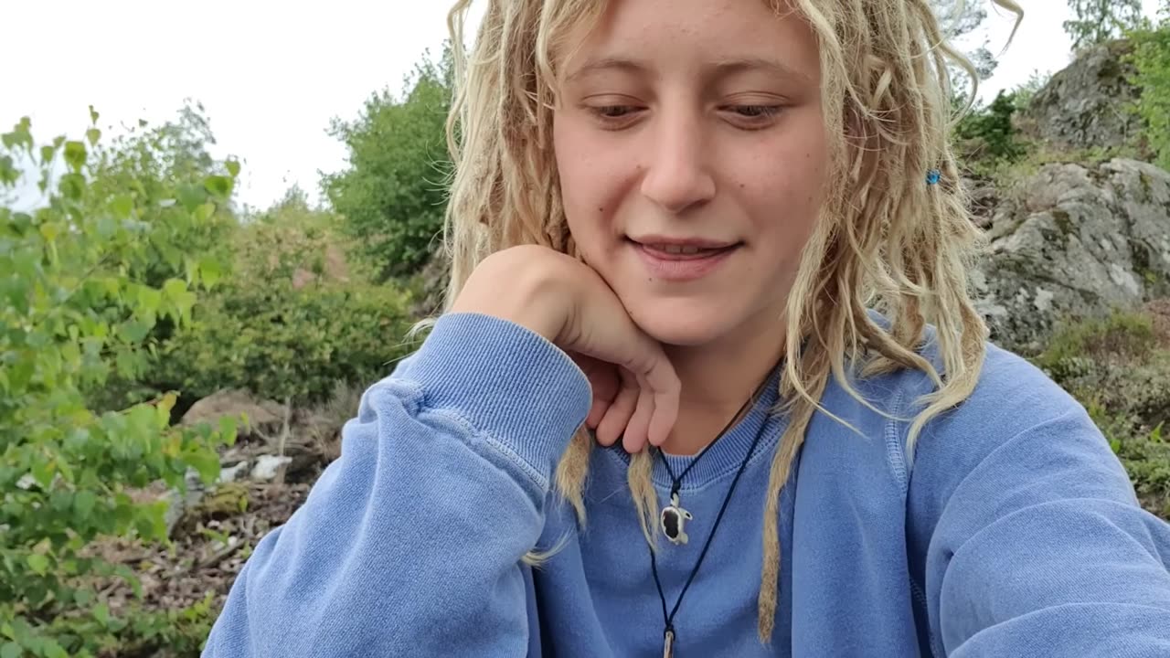 Being a chameleon🦎