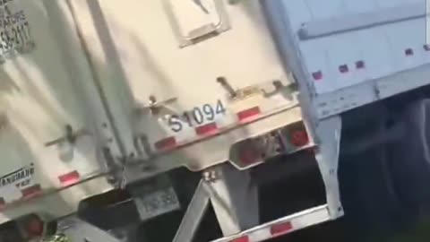 How can someone be so clueless to the road he is driving on and to the size of truck/trailer??