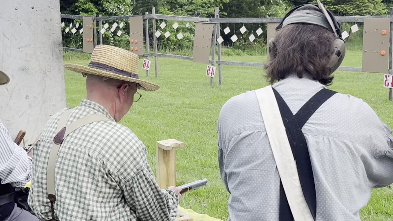 Horse Pistol line pan