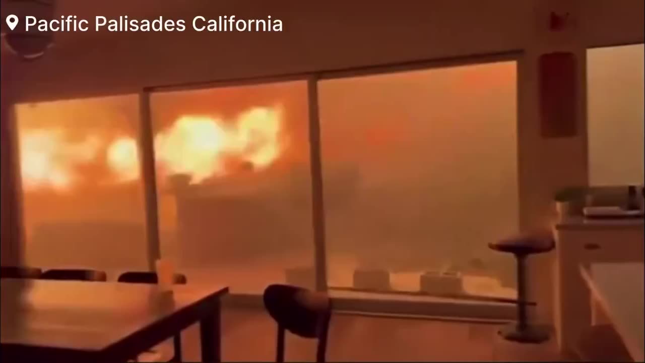 Residents Trapped in a Home as Massive Flames Rage Around Them Palisadas California Wildfire