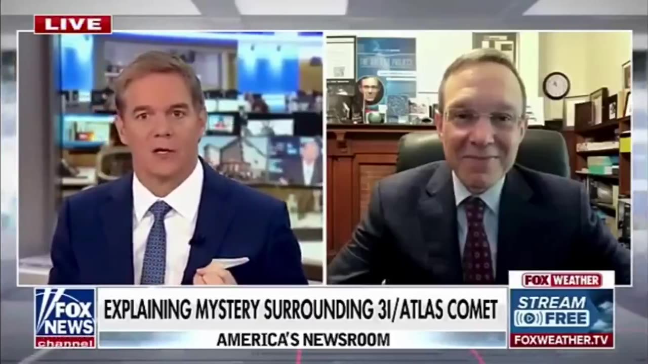 HARVARD SCIENTIST SAYS IT’S ALIEN MOTHERCRAFT