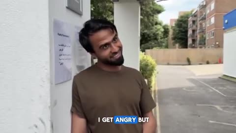British Patriots STAND UP to Islamists Who Claims He Is Here To Rule Them