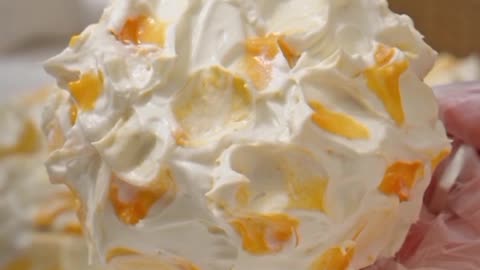 How to Make Persimmon Cake with Creamy Frosting 😋🤤