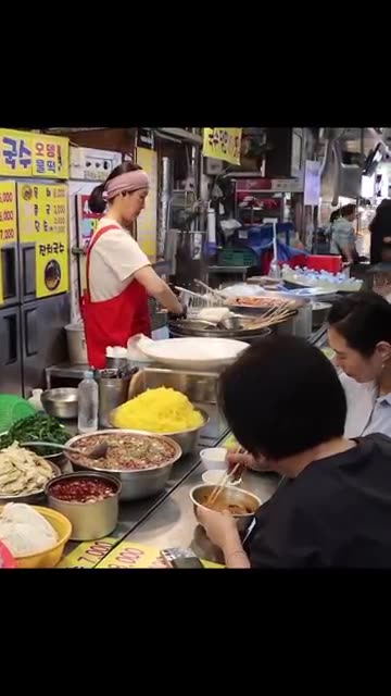 Busan Market’s Legendary Bibim Dangmyeon! Ruling for 40 Years