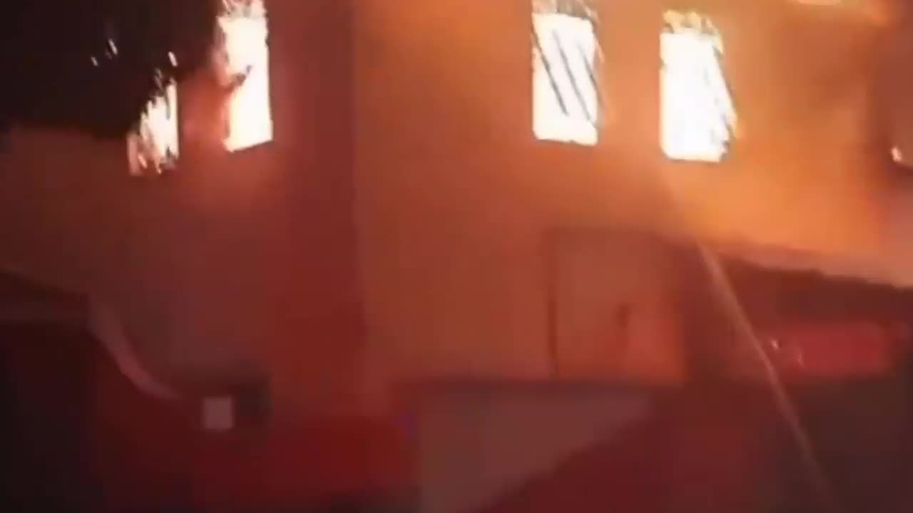 Fuerte incendio en un albergue deja 4 muertos en Brasil